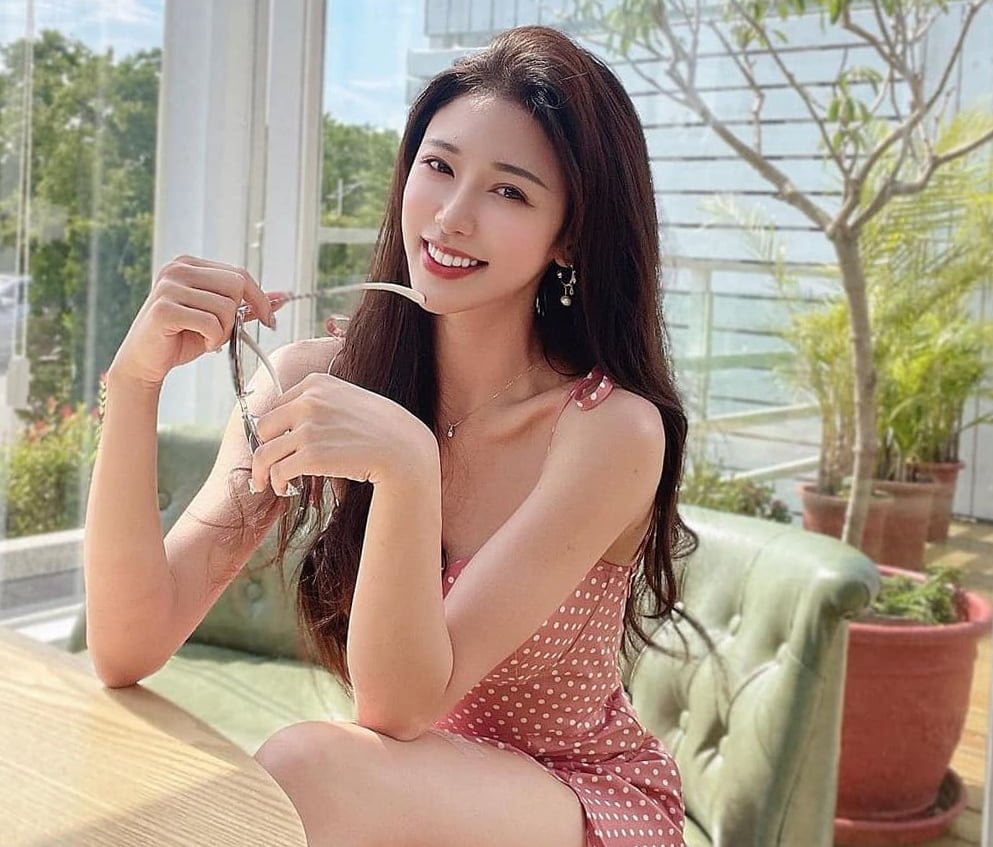 Chinesewomendate Dating Divas Saber Igbt Model