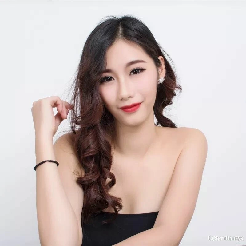 Qinglin Profile image 2