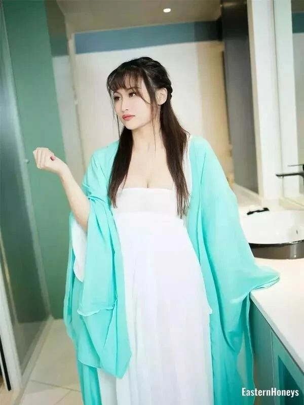 Liping  Profile image 4