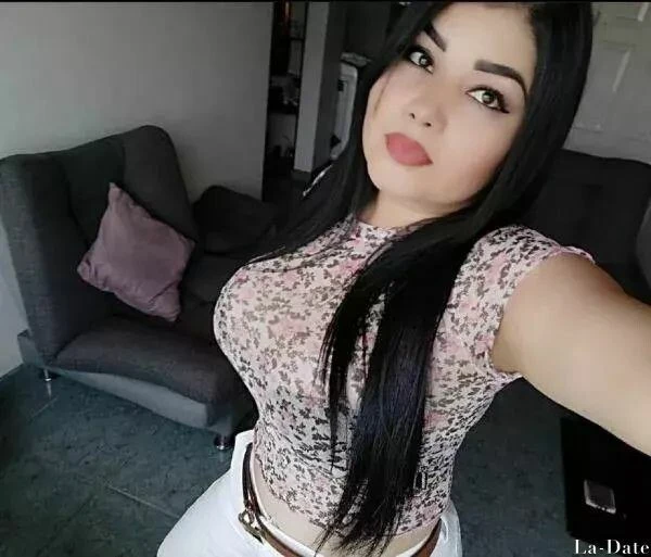 Johana Profile image 2