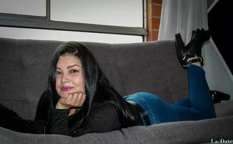 Johana Profile image 4