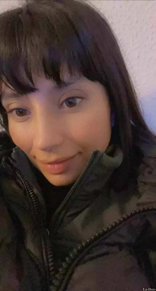 Karen Profile image 2