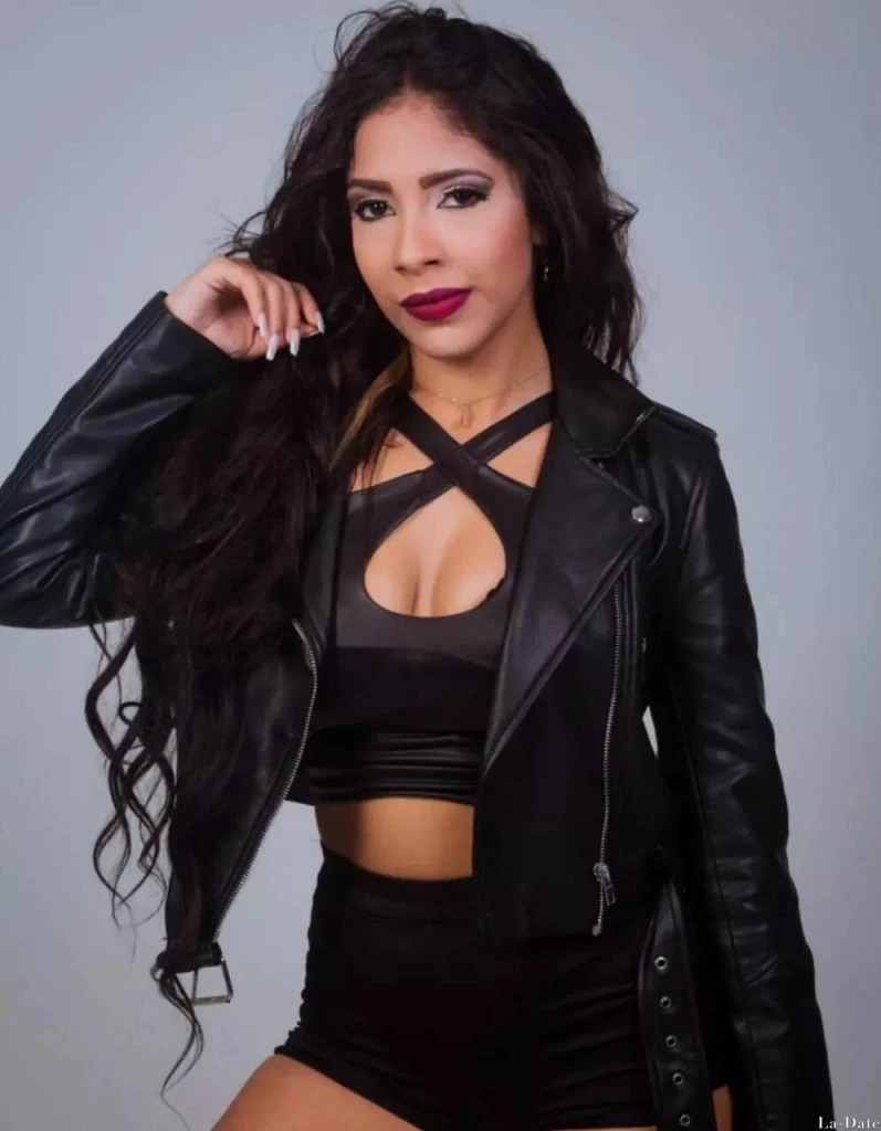 Viviana Profile image 1